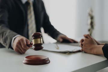 【胜诉案例】租赁合同纠纷案，覃院律师力排众议，成功驳回对方管辖权异议之诉
