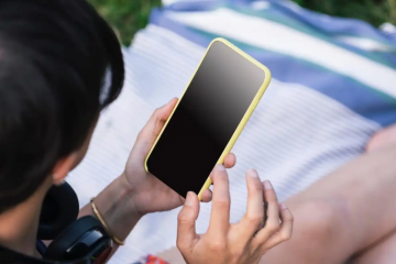 海淀附近的律师：向好友发送不雅照片或视频构成违法！