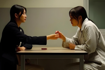 海淀律师：女律师因传递唇膏被停业三个月 执业规范引热议