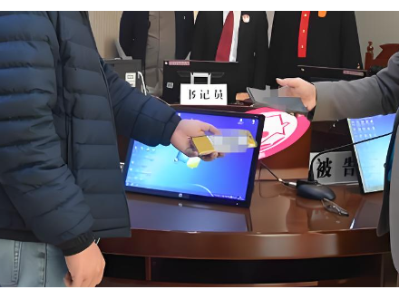 公司违法辞退，这赔偿金和经济补偿，能否同时主张？(5月13日咨询）